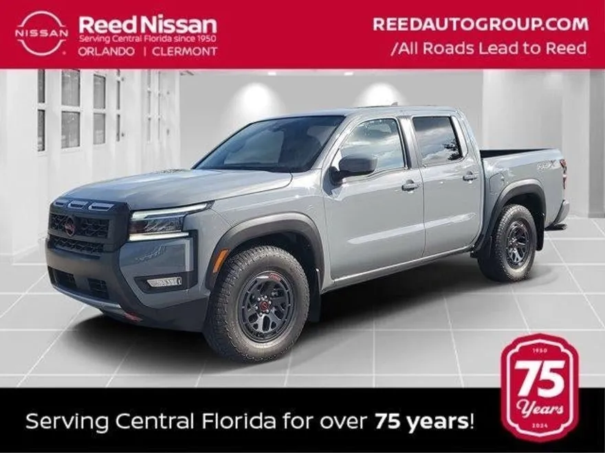 2025 Nissan Frontier Crew Cab PRO-X photo 1