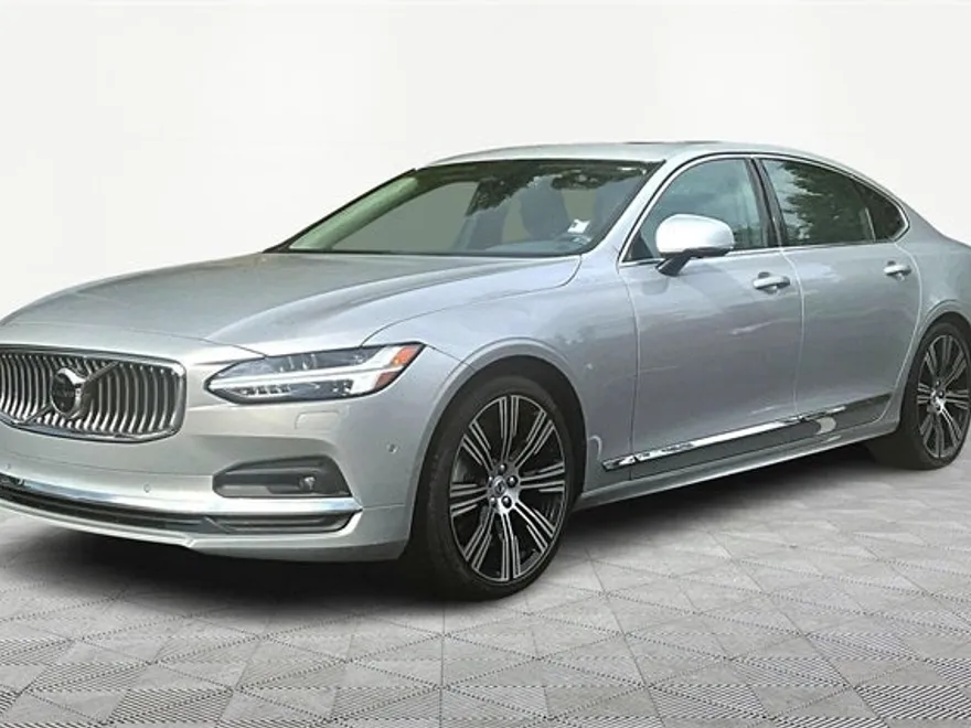 2023 Volvo S90 Plus photo 1