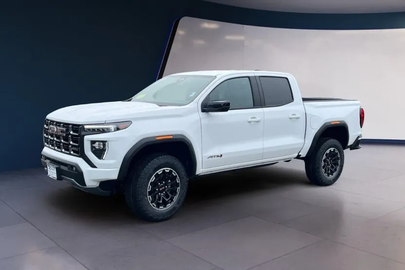 2026 Gmc Canyon AT4 photo 1