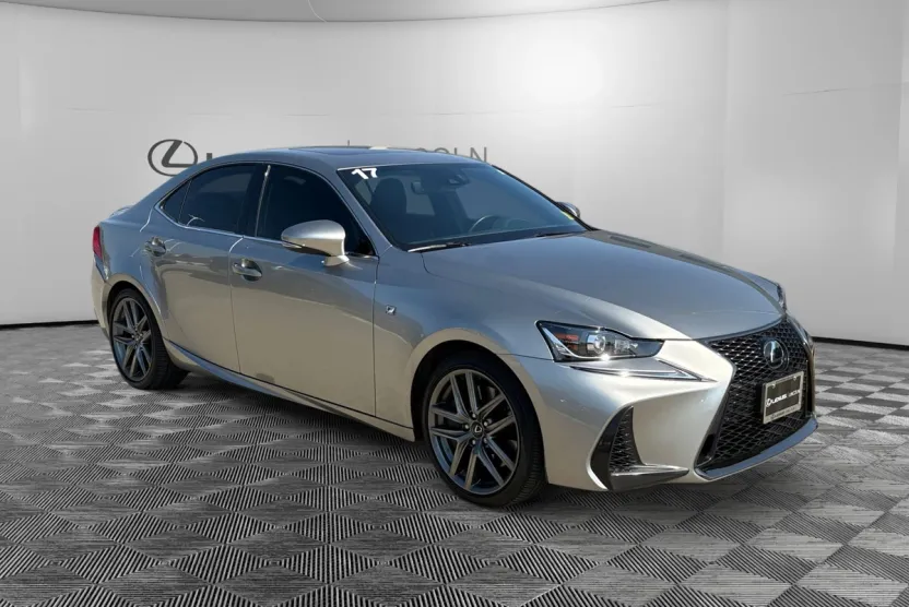 2017 Lexus IS 300 photo 1