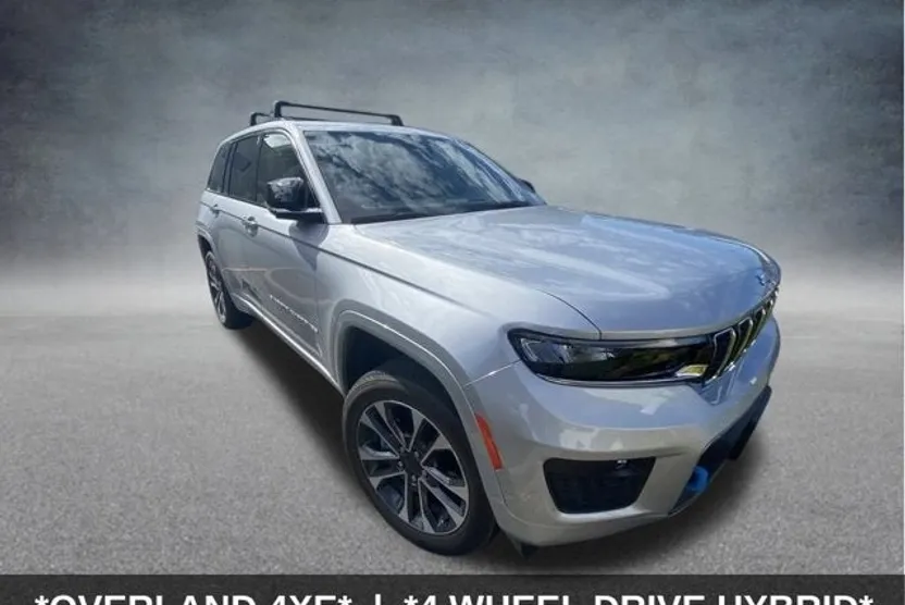 2024 Jeep Cherokee Overland photo 1