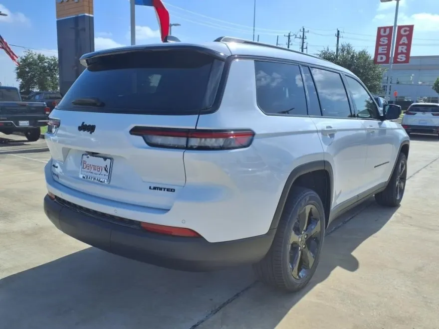 2025 Jeep Grand Cherokee Limited photo 1