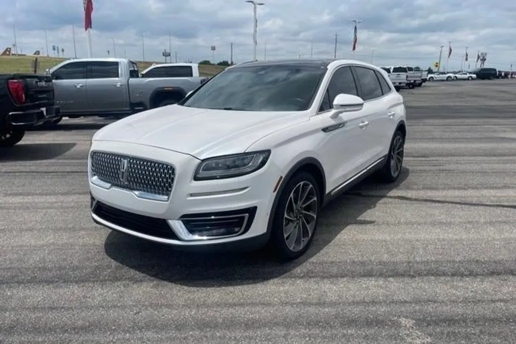 2019 Lincoln Nautilus Reserve photo 1