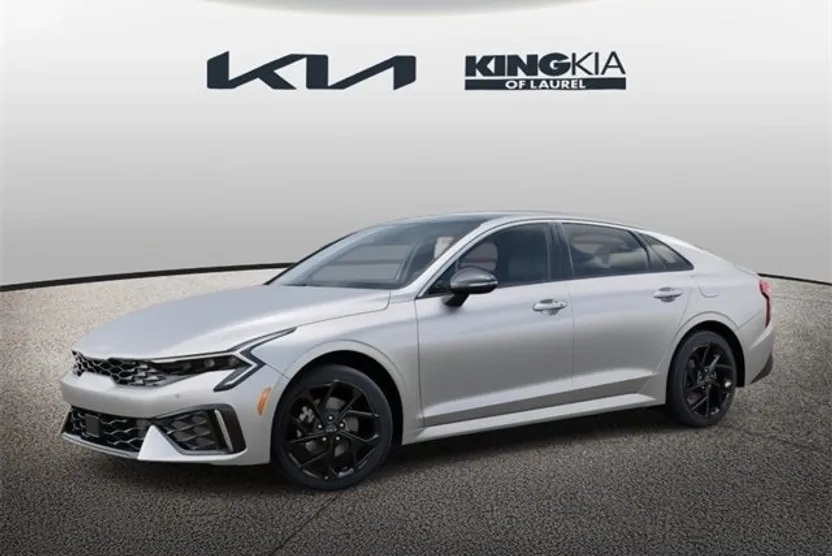 2026 Kia K5 GT-Line photo 1