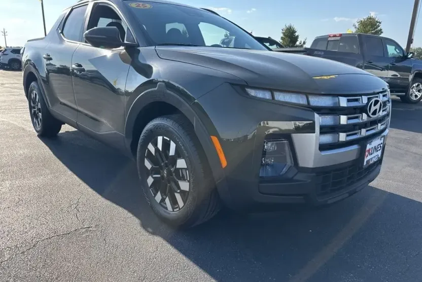 2025 Hyundai Santa Cruz SEL photo 1