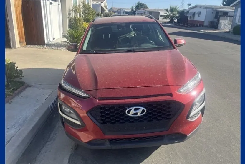 2020 Hyundai Kona SEL photo 1