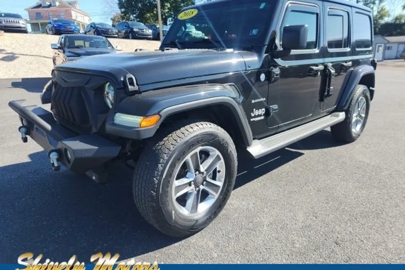 2018 Jeep Wrangler Unlimited Sahara photo 1