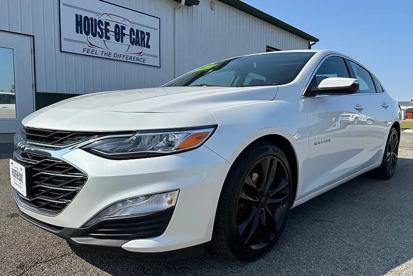2019 Chevrolet Malibu Premier photo 1