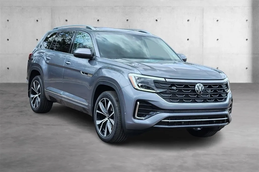 2025 Volkswagen Atlas SEL Premium R-Line photo 1