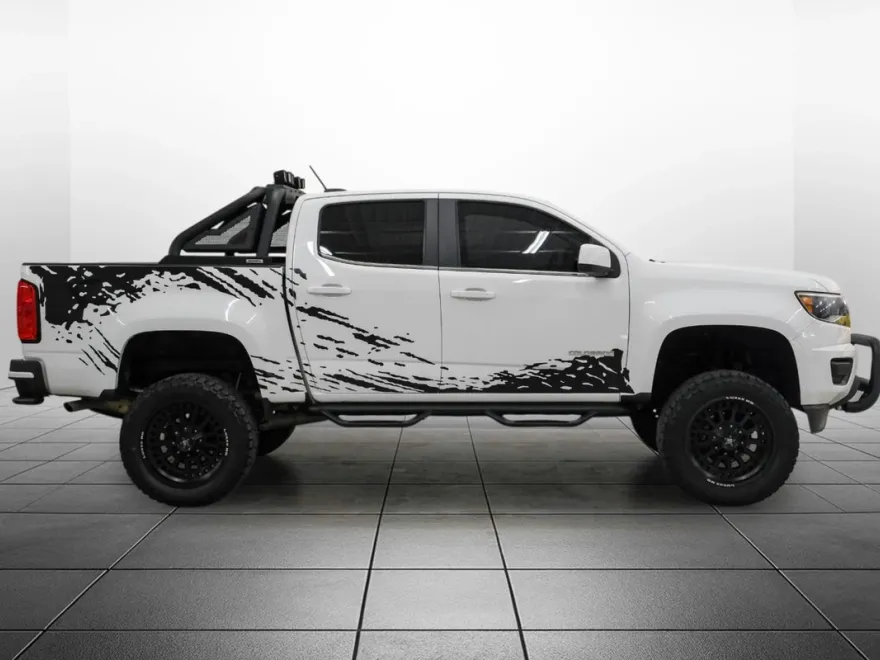 2020 Chevrolet Colorado LT photo 1