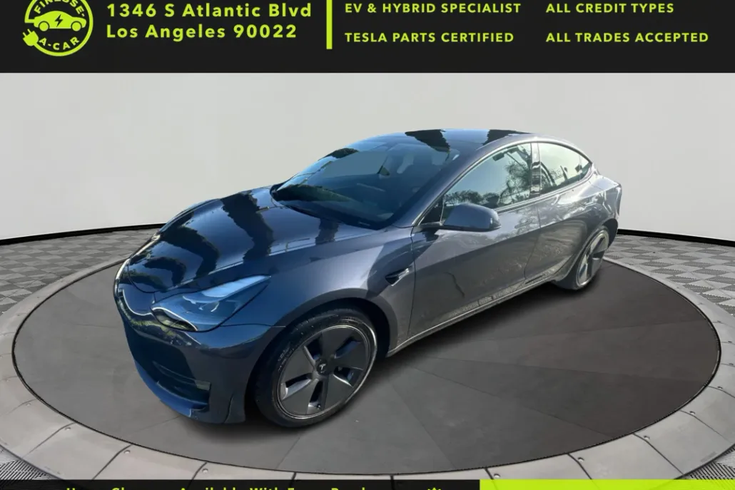 2023 Tesla Model 3 photo 1