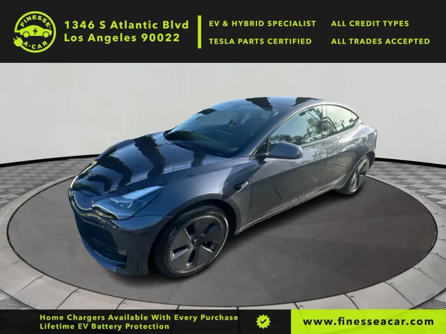 2023 Tesla Model 3 photo 1
