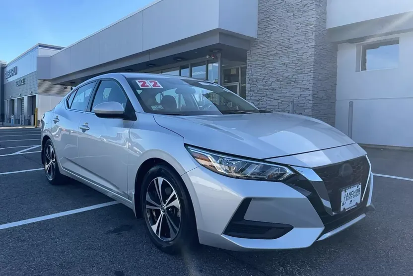 2022 Nissan Sentra SV photo 1