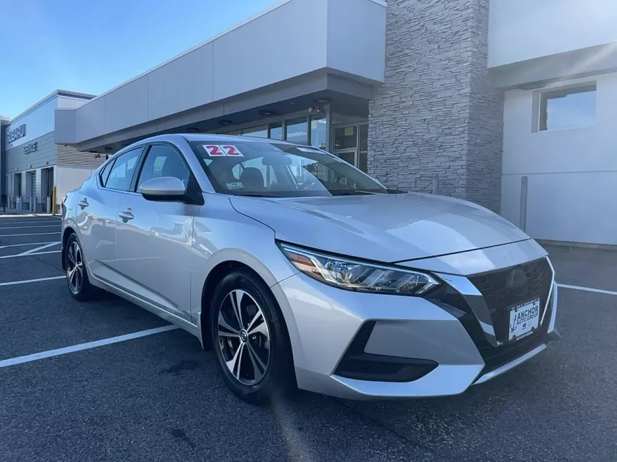 2022 Nissan Sentra SV photo 1