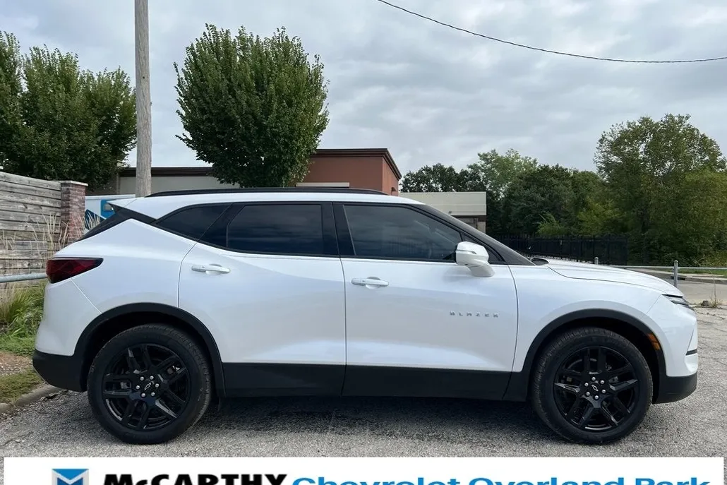 2024 Chevrolet Blazer 3LT photo 1