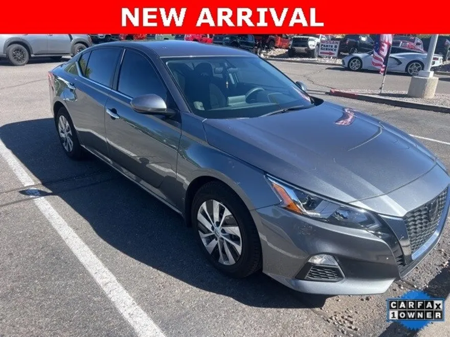 2020 Nissan Altima 2.5 S photo 1
