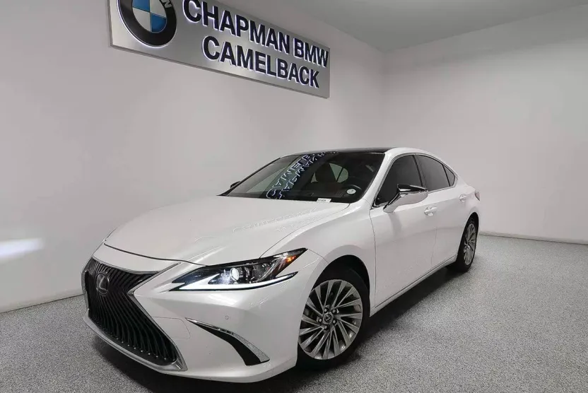 2019 Lexus ES 350 photo 1