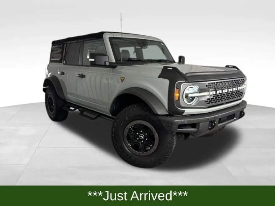2021 Ford Bronco Badlands photo 1