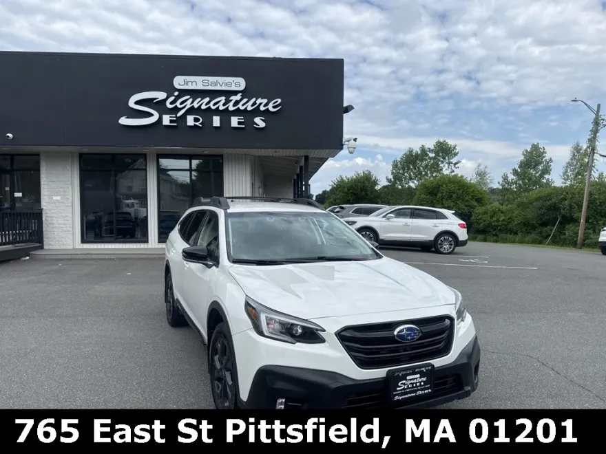 2020 Subaru Outback Onyx Edition XT photo 1