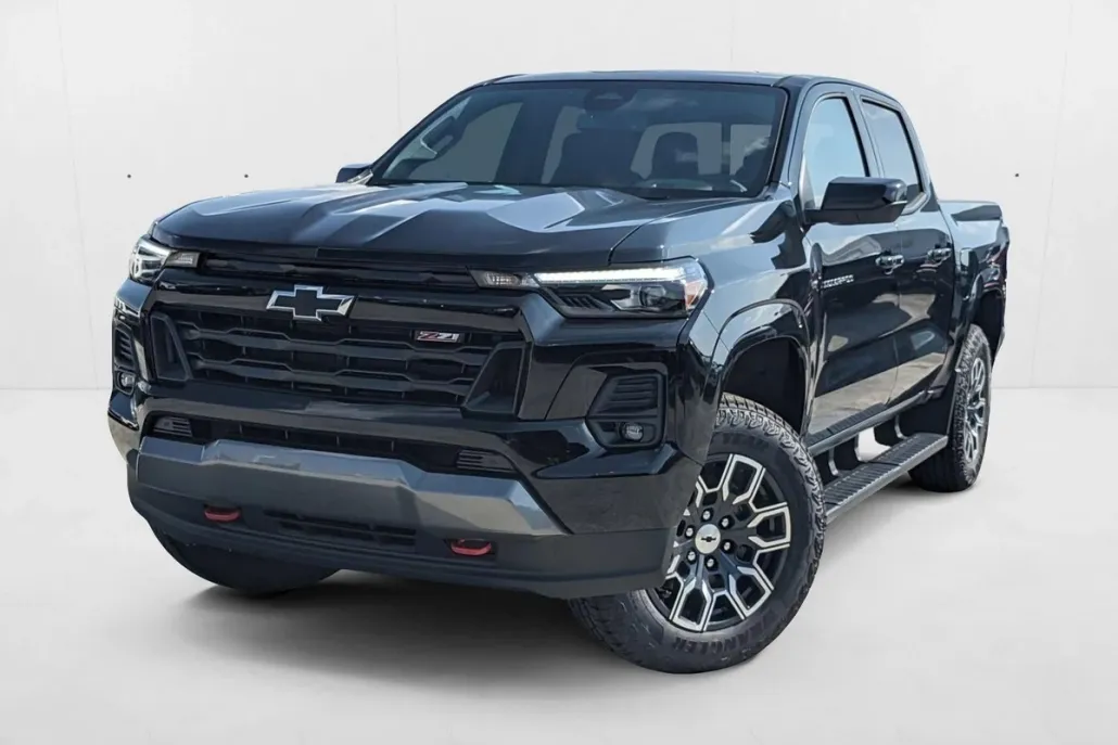 2026 Chevrolet Colorado Z71 photo 1
