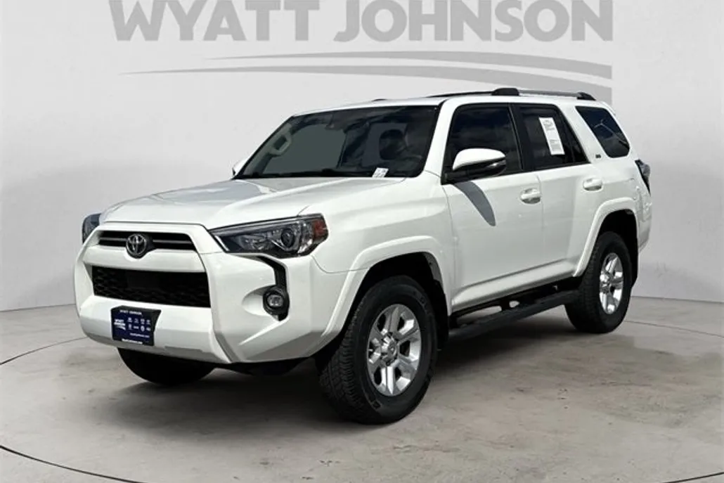 2022 Toyota 4Runner SR5 Premium photo 1