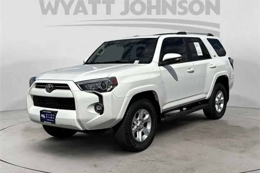 2022 Toyota 4Runner SR5 Premium photo 1