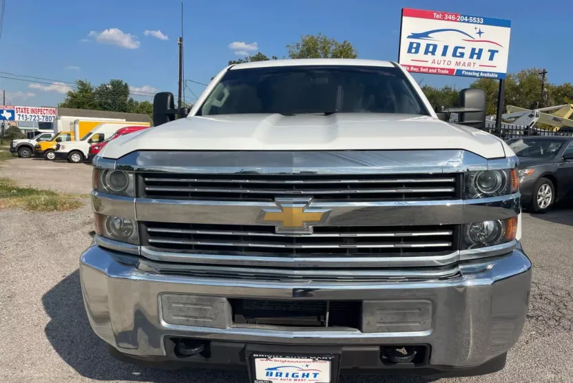 2017 Chevrolet Silverado Work Truck LS Base photo 1