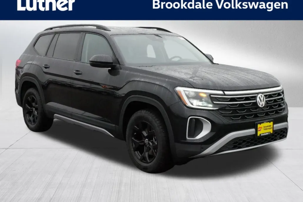 2025 Volkswagen Atlas Peak Edition SE photo 1
