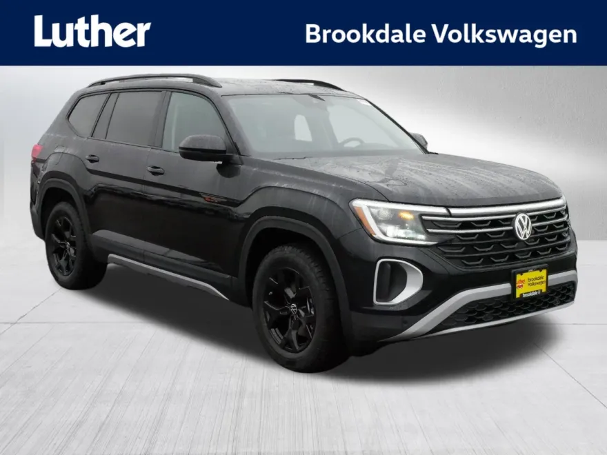 2025 Volkswagen Atlas Peak Edition SE photo 1