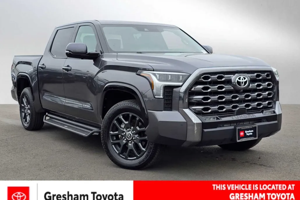 2023 Toyota Tundra Platinum photo 1