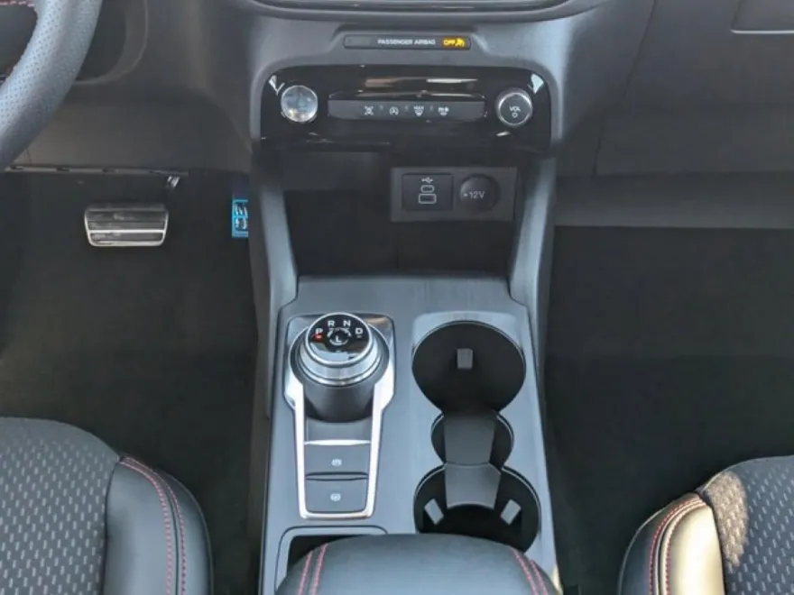 2024 Ford Escape ST-Line photo 18