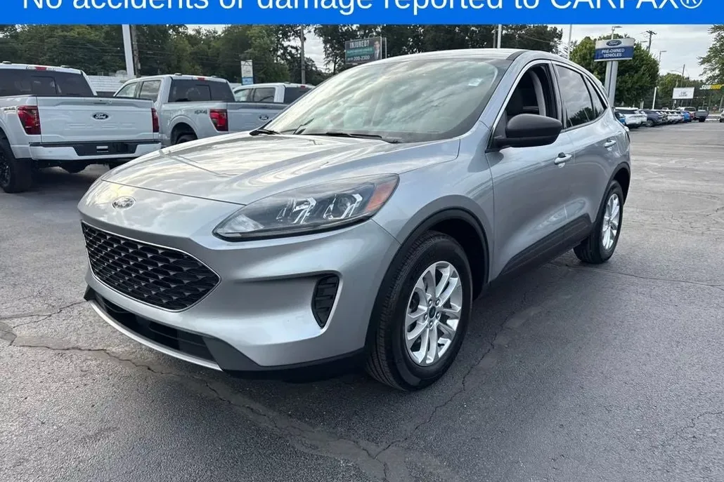 2022 Ford Escape SE photo 1