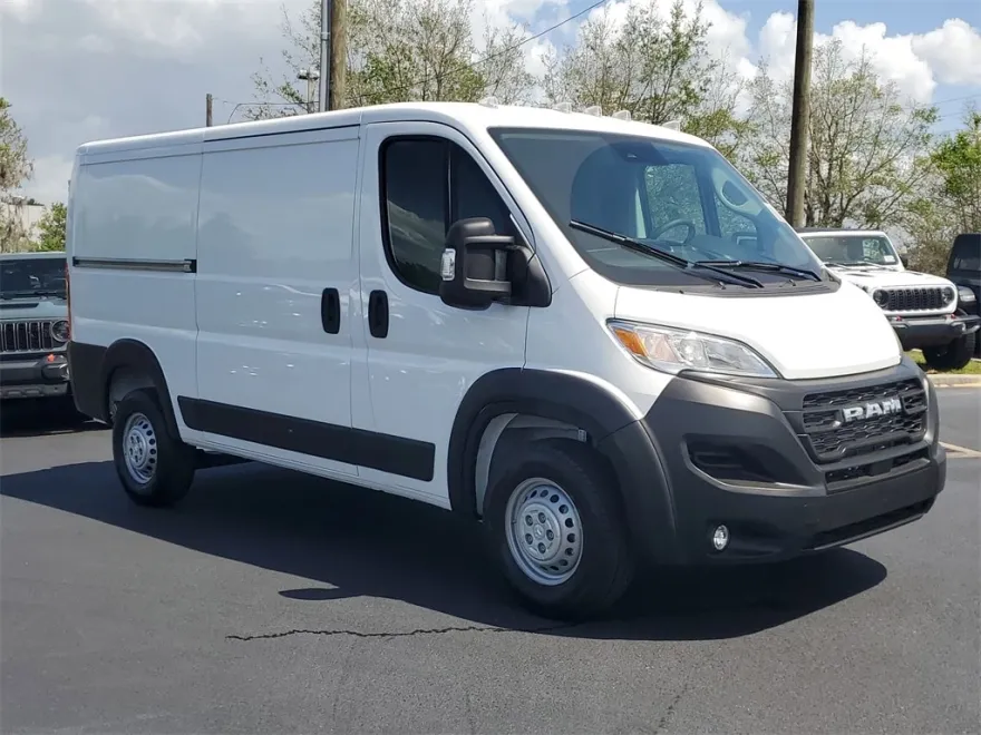 2025 Ram ProMaster 1500 Tradesman Cargo Van photo 1