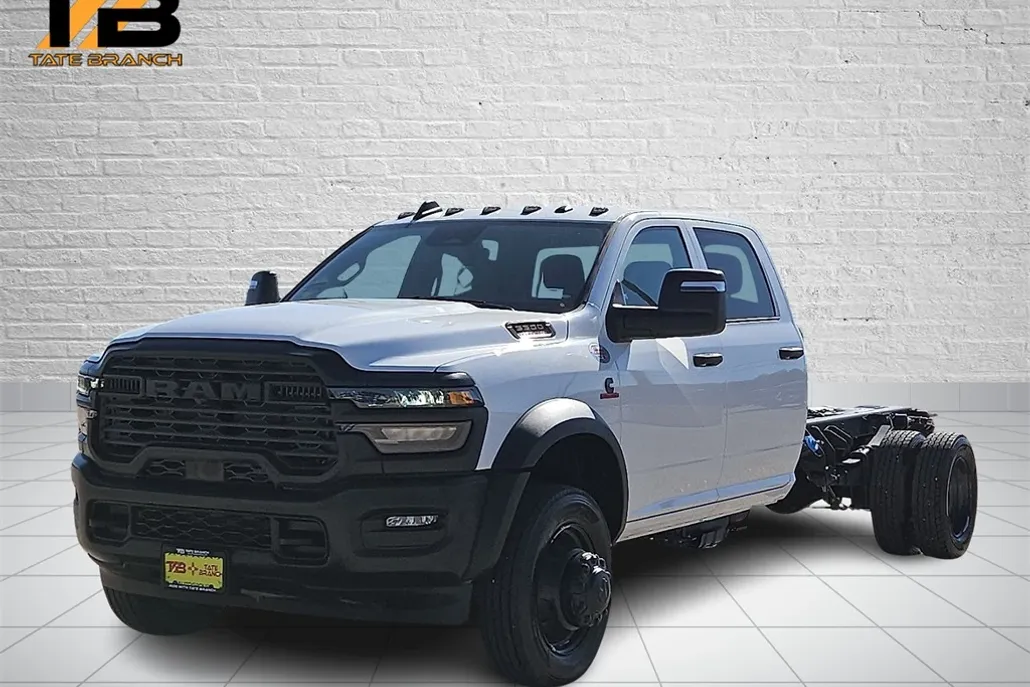 2026 Ram 5500 Tradesman photo 1