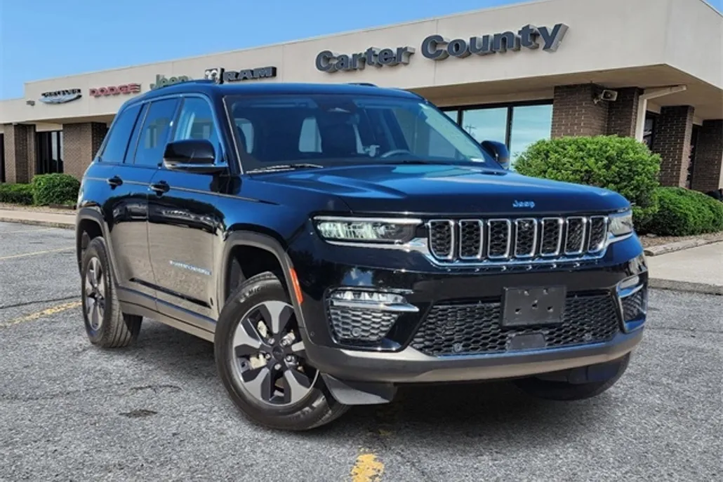 2022 Jeep Grand Cherokee 4xe photo 1