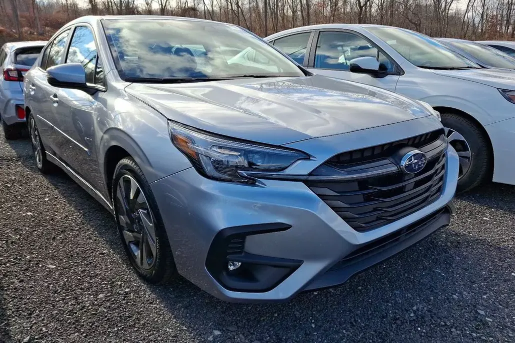 2025 Subaru Legacy Limited photo 1