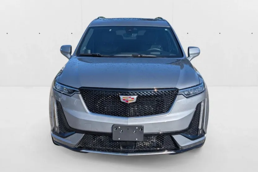 2024 Cadillac XT6 Sport photo 1