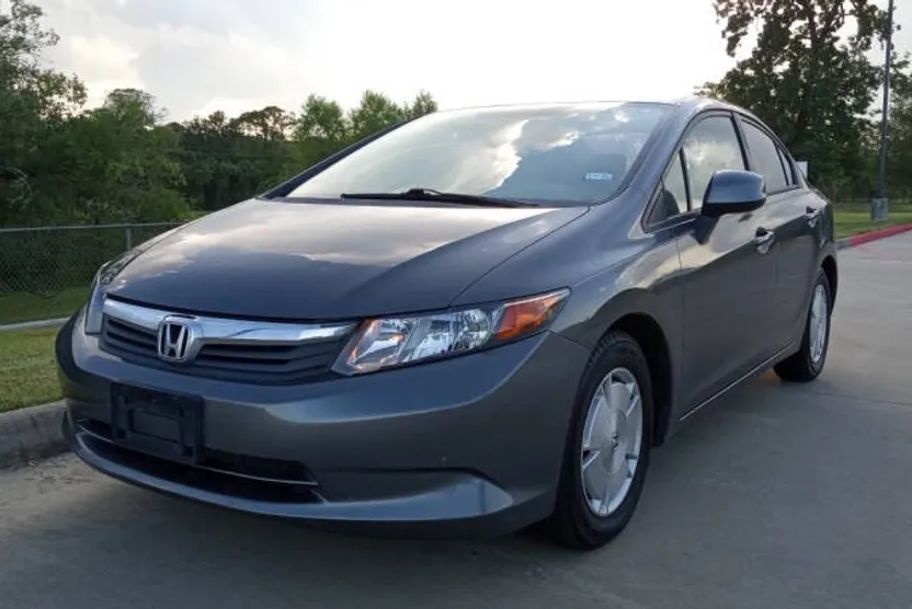 2012 Honda Civic HF photo 1