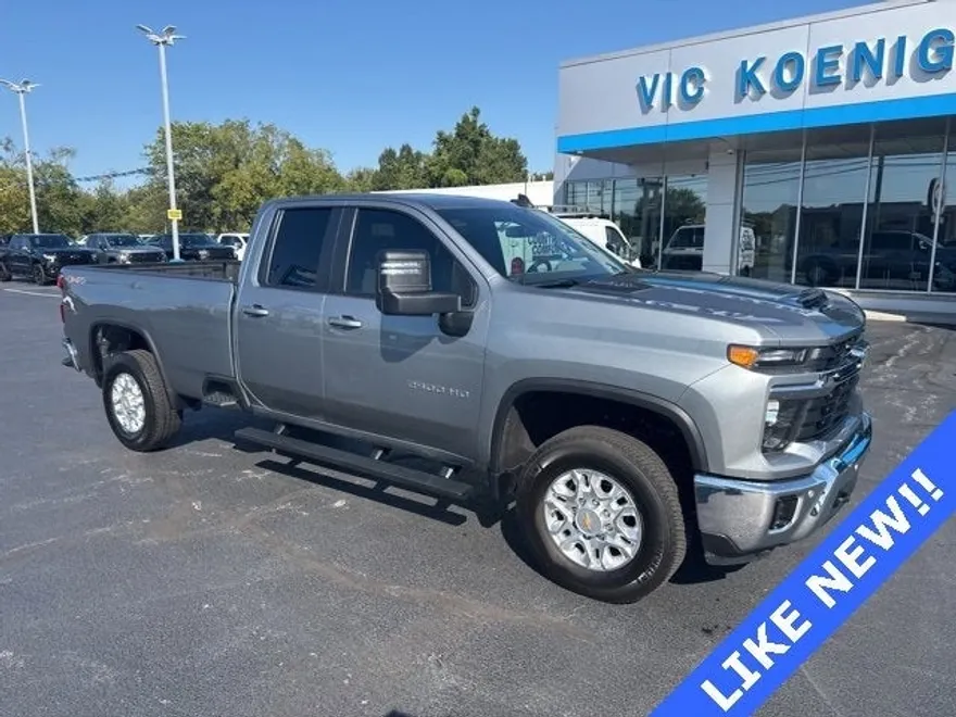 2025 Chevrolet Silverado 2500HD LT photo 1