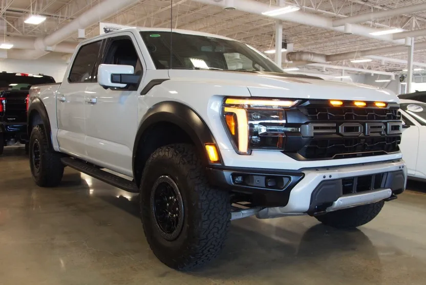 2025 Ford F-150 Raptor photo 1
