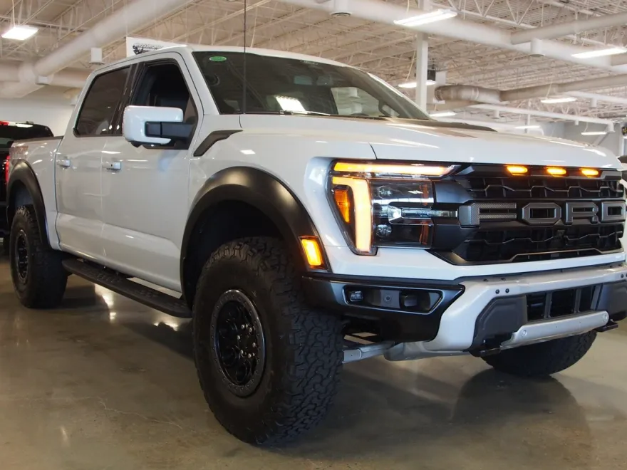 2025 Ford F-150 Raptor photo 1