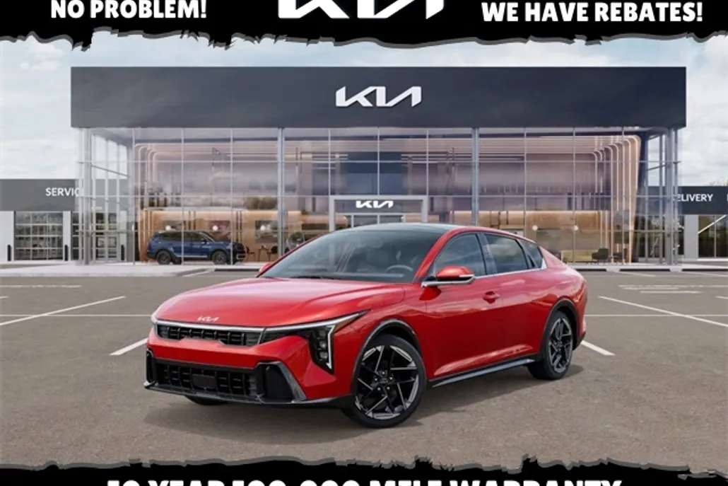 2025 Kia K4 GT-Line photo 1