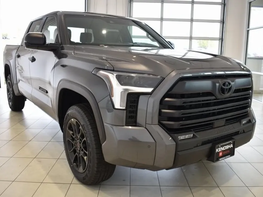 2026 Toyota Tundra SR5 CrewMax photo 1