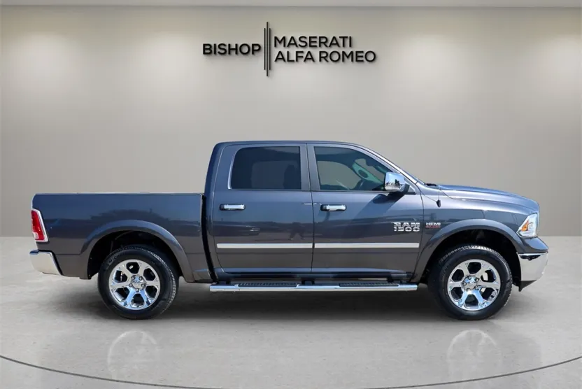2017 Ram 1500 Laramie photo 1