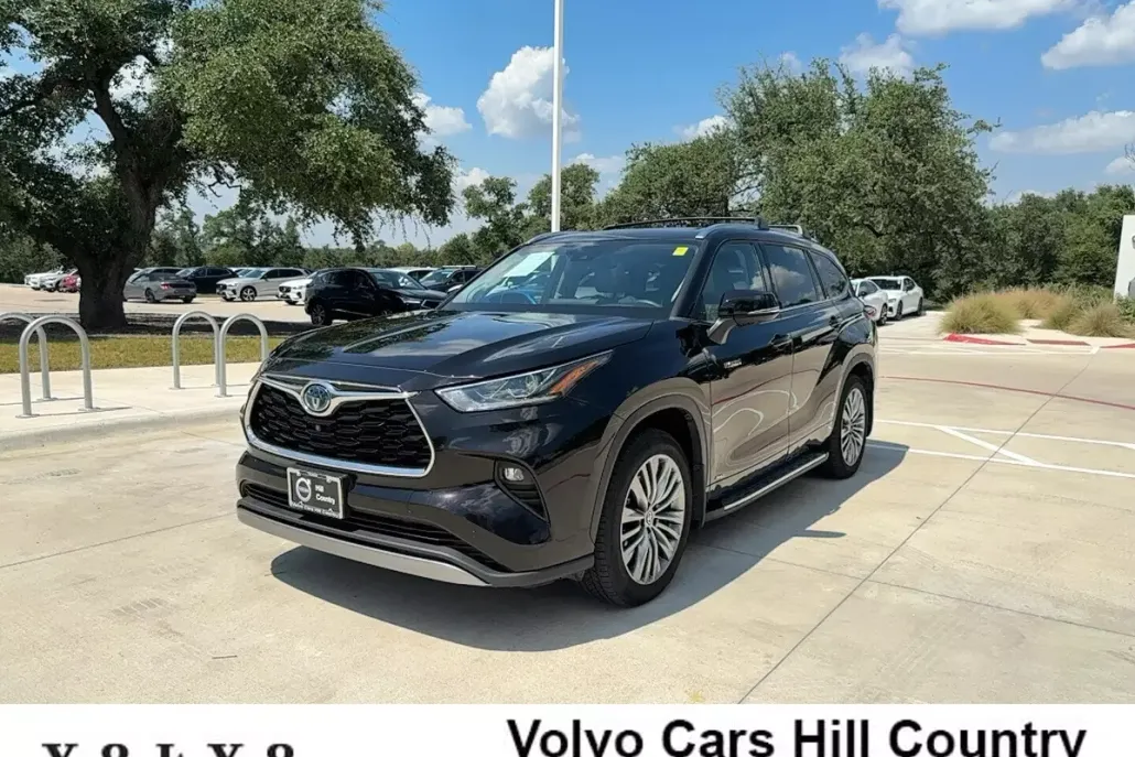 2021 Toyota Highlander Hybrid Platinum photo 1
