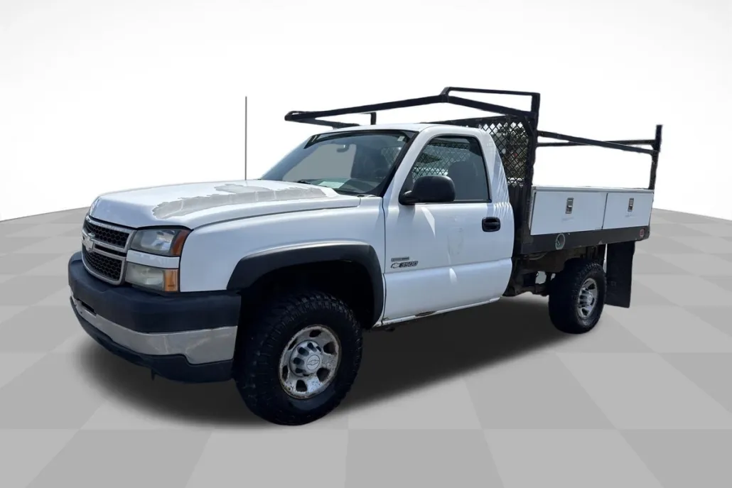 2006 Chevrolet Silverado 3500HD Work Truck photo 1