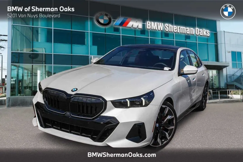 2026 Bmw 530i Sedan photo 1