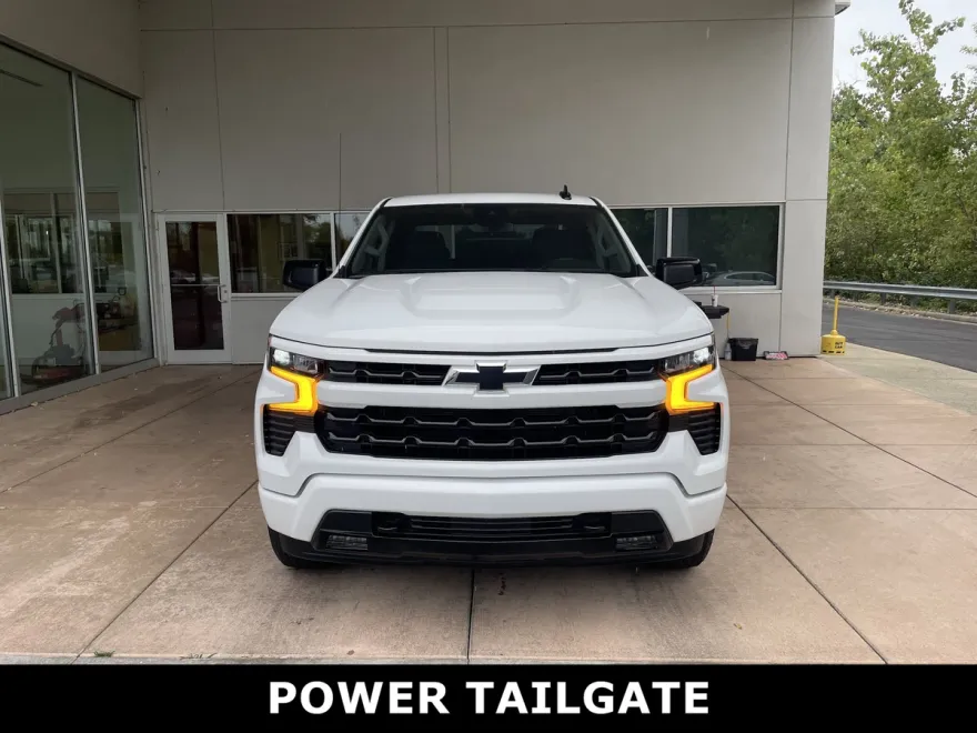 2025 Chevrolet Silverado 1500 RST photo 1
