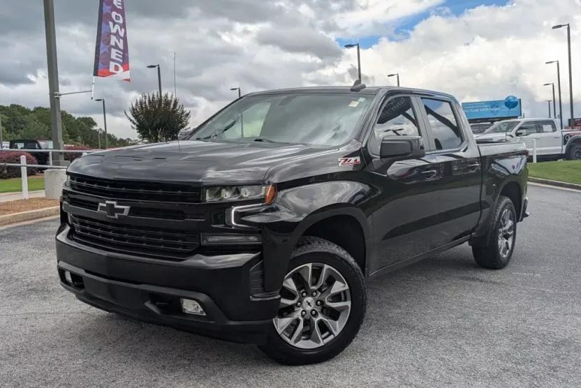 2021 Chevrolet Silverado 1500 RST photo 1