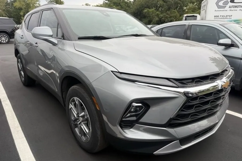 2023 Chevrolet Blazer 2LT photo 1